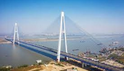 Mini hoist in Qingshan Yangtze River Bridge