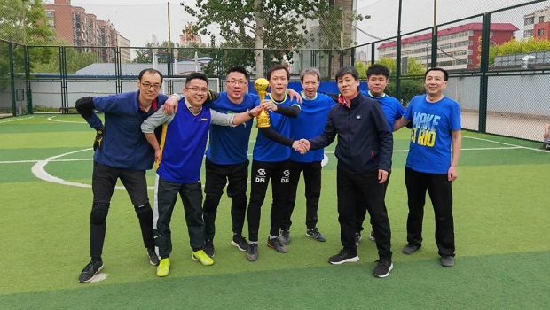 Our company's trade union recently held the third staff men's football match.