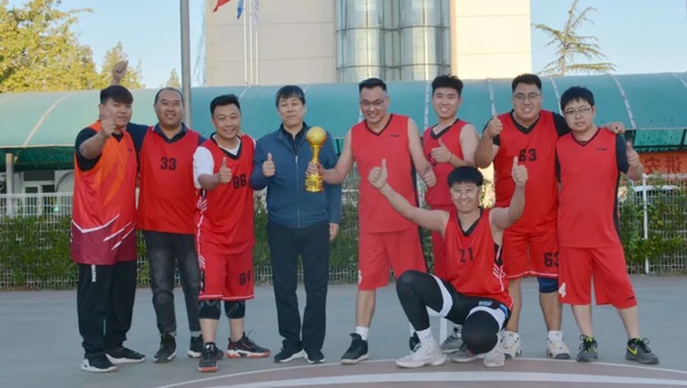 Our union recently held the fourth employee men’s basketball game.